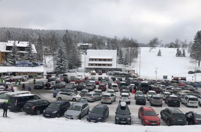 Wo auf dem Jizera Magistrat parken: Komplette Anleitung zum Parken und Tipps für Skipper